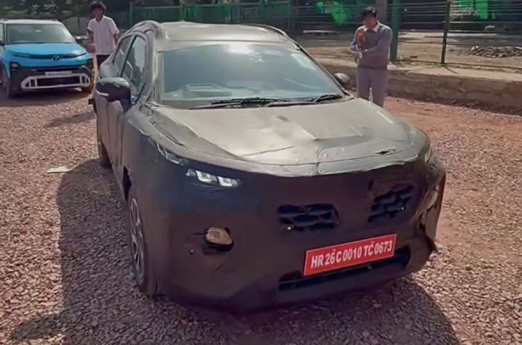 Maruti-Fronx-Facelift-Spotted.jpg